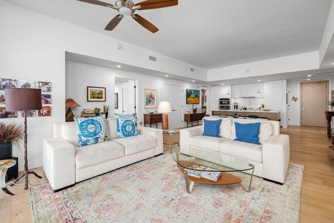 Photo - 70 Rainey St Unit 1306