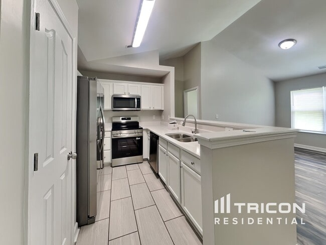 Photo - 7120 Winding Cedar Tr