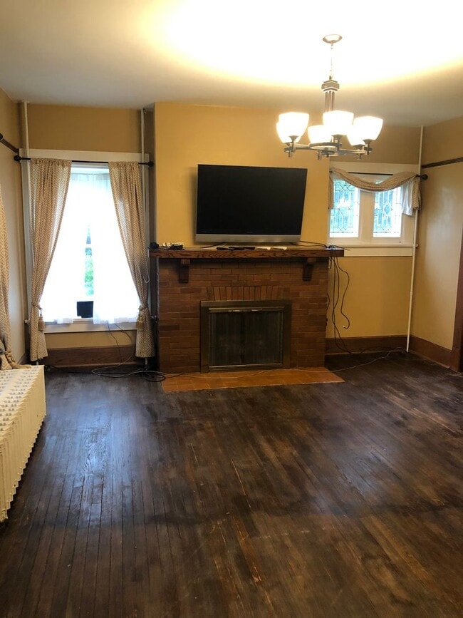 Photo - ALL UTILITIES INCLUDED...Trendy 1 Bedroom Apartment Downtown Lafayette Unit #1