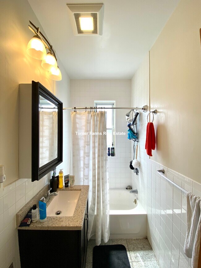 Photo - 190 Highland St Unit 2