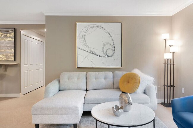 Photo - 1280 Bellevue Way NE Unidad ID1231216P