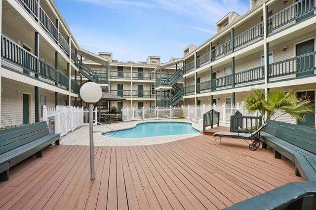 Photo - 2330 Edenborn Ave Unit 205