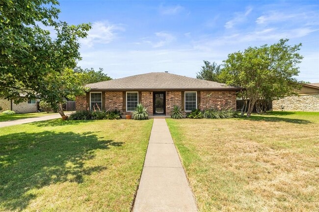 Photo - 7202 Squirrel Oak Cir House