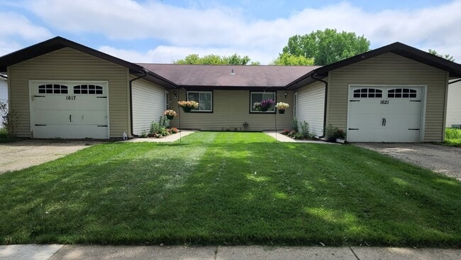 Photo - 1617 Jackson St Townhome