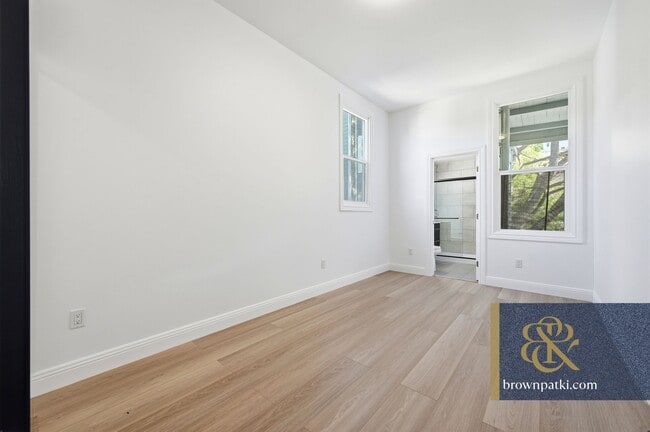 Photo - 1105 Page St Unit B