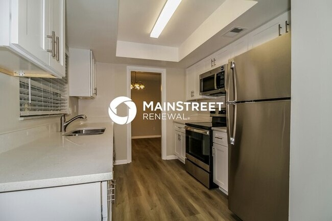 4 Bedroom Pet-Friendly Home in FERN PARK, FL with Main Street Renewal