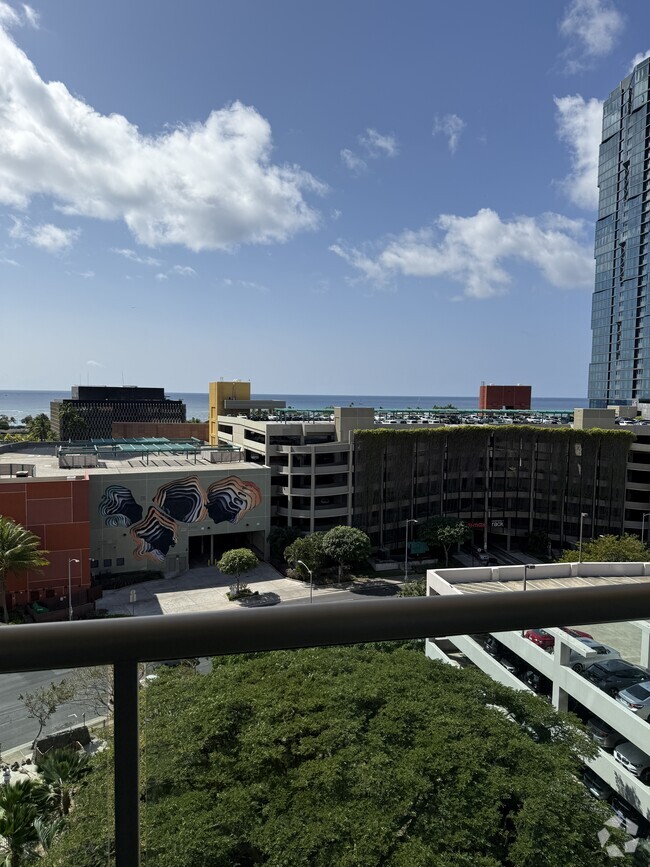 Building Photo - 1133 Waimanu St Unit 1108 Rental