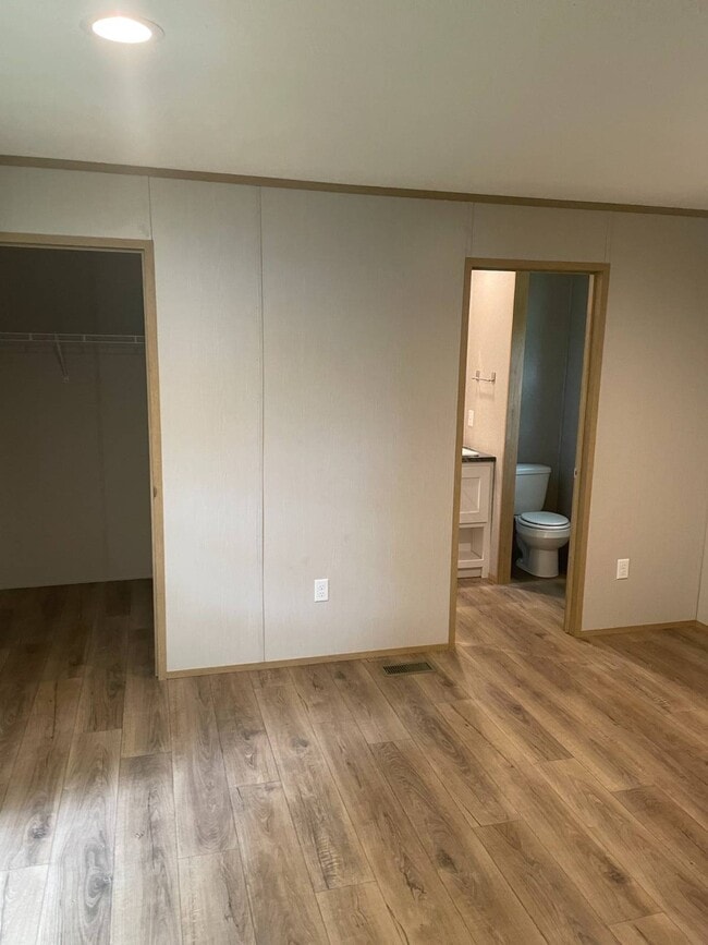 15 Mindi Ct