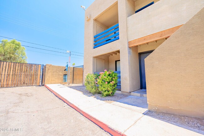 Photo - 1241 N 48th St Unit 116