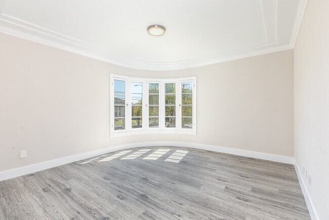 Photo - 3807 1/4 W Adams Blvd-