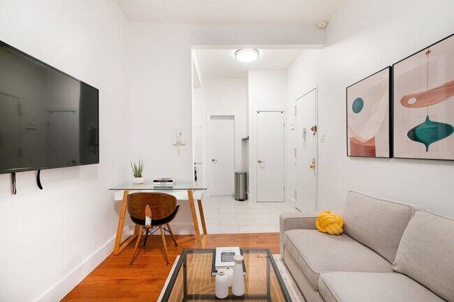 Photo - 444 W 48th St Unidad SI ID1022034P