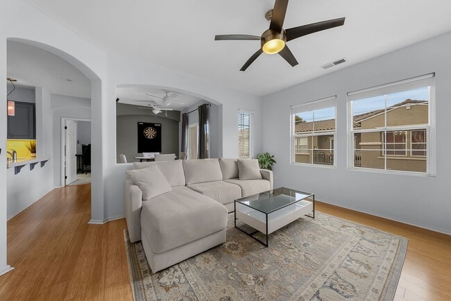 Building Photo - 809 Caminito Francisco