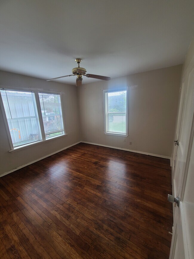 3204 Oaklawn St Rental House Rental in Victoria, TX