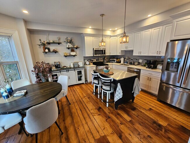 Photo - 95 Harvard St