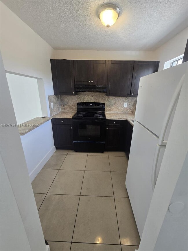 Photo - 13725 NE 6th Ave Unit 203