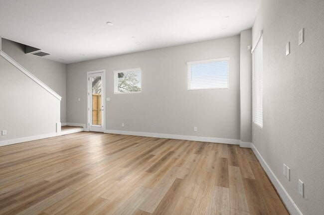 Photo - 8114 Esther Acres Ln