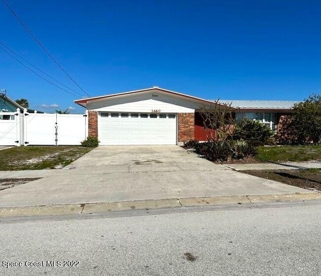 Photo - 1660 Neptune Dr