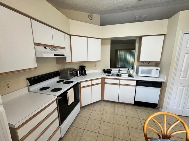 Photo - 25220 Wild Heron
