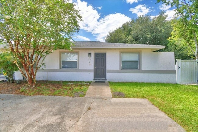 Building Photo - 914 Grape Ave