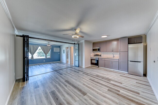 Photo - Fremont Manor