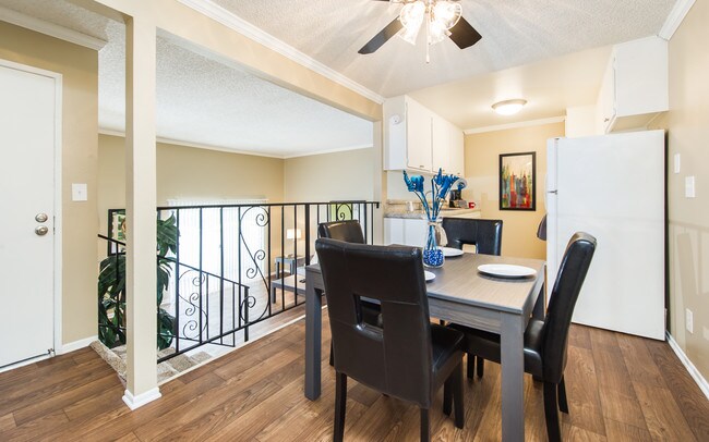 Windwood Apartments