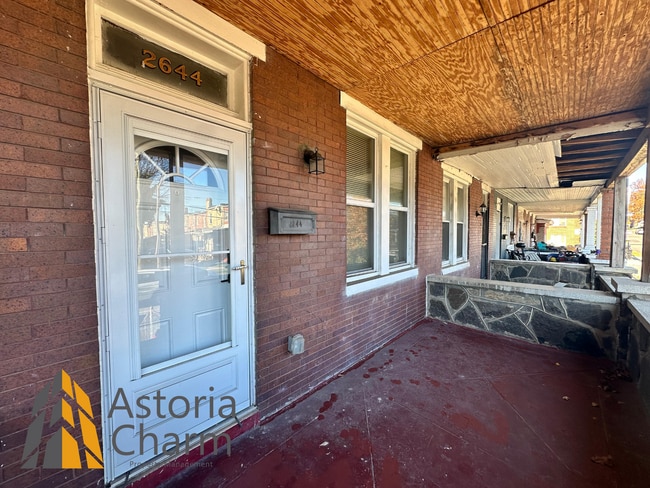 Photo - 3 Bedroom or 2 Bedroom with Den featuring Fenced Yard and Updated Kitchen