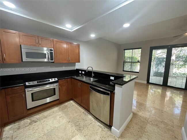 Photo - 3054 McDonald St