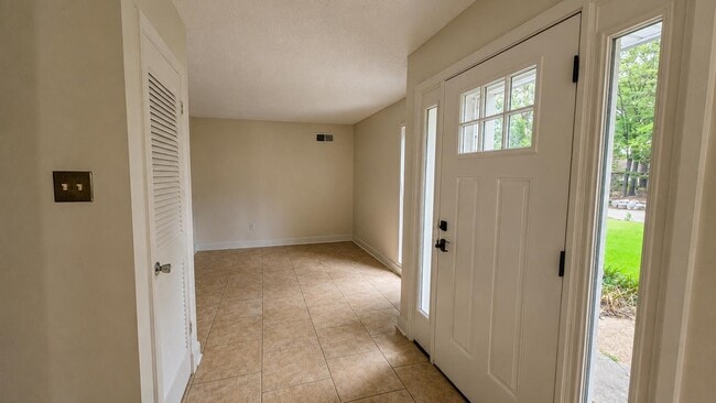 89 Ericson Rd