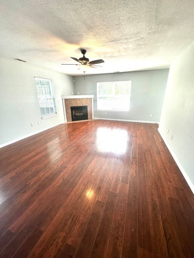 Photo - 3705 SW Hansom Loop