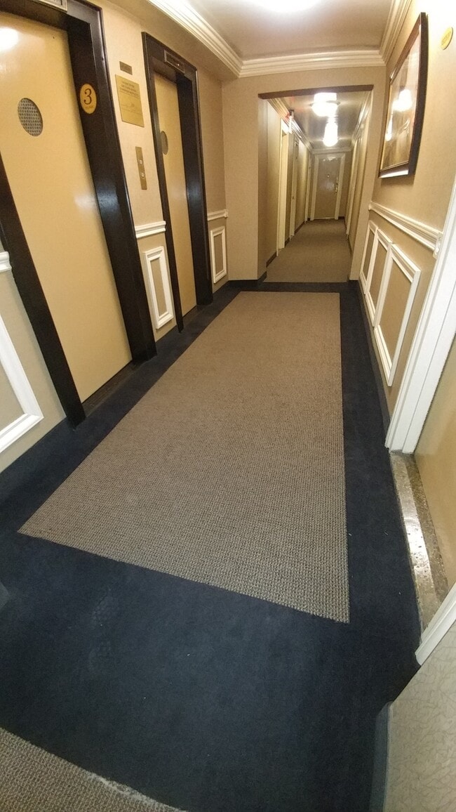 Photo - Forest Royale Condominium