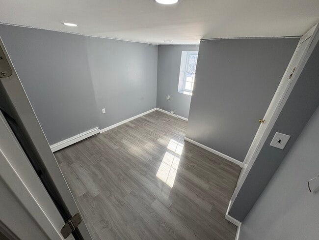 Photo - 10 Flowerfield Rd Unit 1