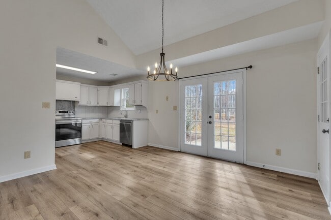 Photo - 78 Standing Rock Rd