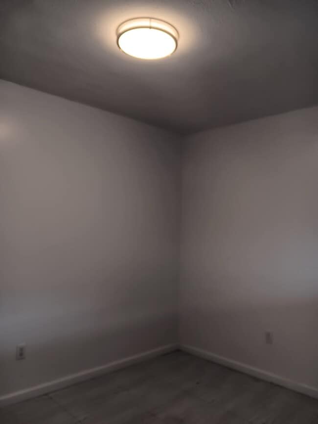 Photo - 3207 Oxford Ave Unit 11