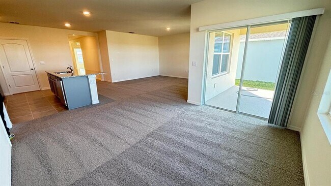 Photo - 914 Princess Sabal Pt