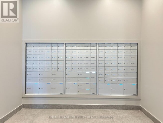 Photo - 397 Codd's Rd Unité 415