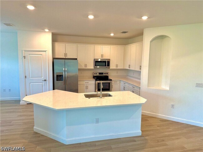 Photo - 1785 Hagen Ct
