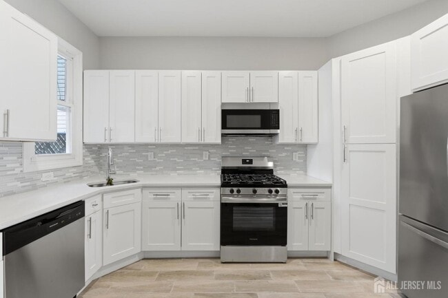 Photo - 327 S Orange Ave Unidad 1