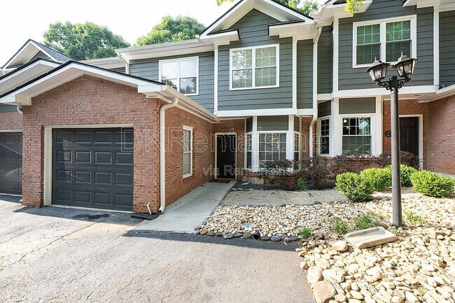 Photo - 2680 Pine Tree Rd NE Unidad 3