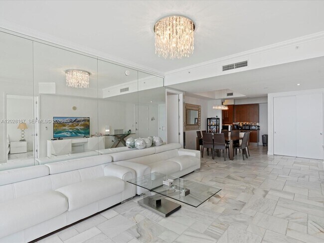 Photo - 18101 Collins Ave Unidad 1904