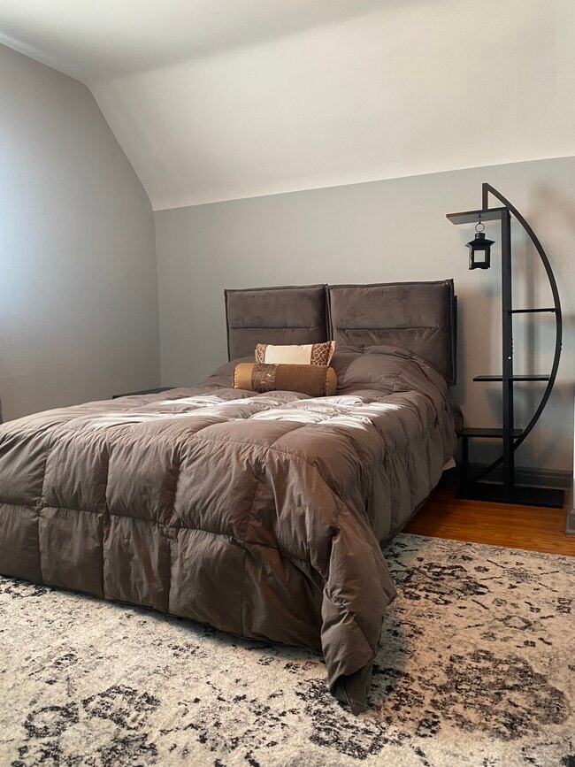 Photo - 3710 Ruskin Pl