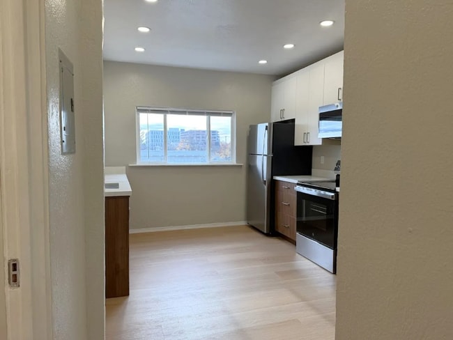 Photo - 1223 S J St Unidad 10