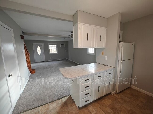 Photo - 18 Broadview Hts