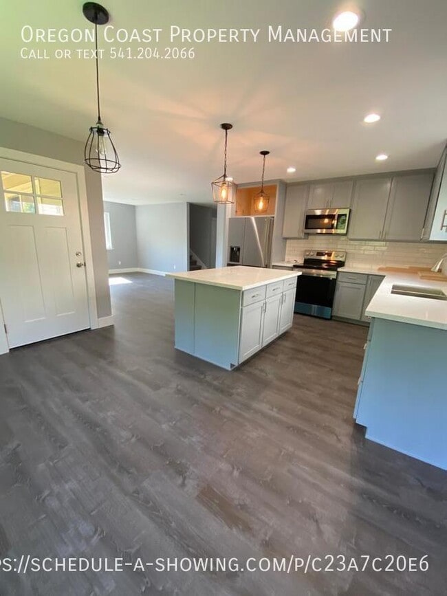4245 Sequoia Loop