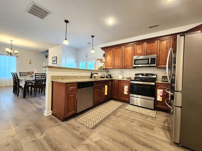 Photo - 4 Bedroom Single Family Home near Naval Station Norfolk