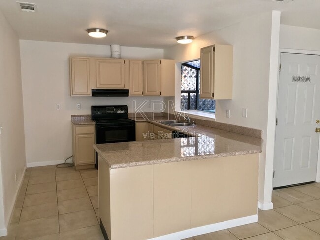 Photo - 7409 Village Green Dr