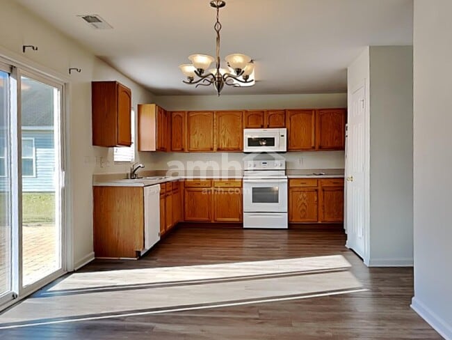 Photo - 8834 Kirkville Ln