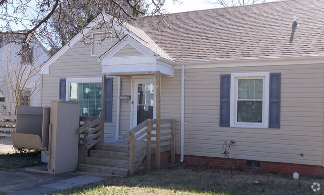 Building Photo - 615 Cedar St Rental