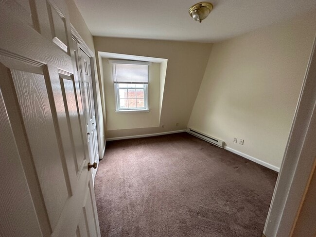 Photo - 424 W Main St Apartamentos Unidad C