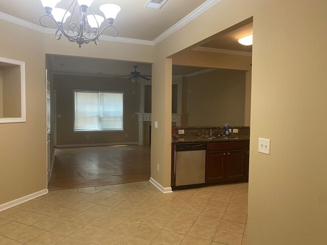 Photo - River Park Commons. Great Location