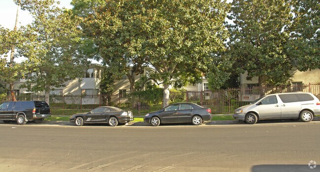 Photo - 1206 S Bronson Ave